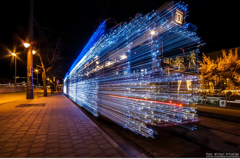 Illustration for article titled Magic Budapest trams jumping into hyperspace